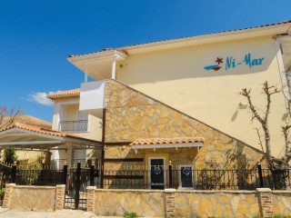 Kronos Hotel
