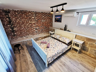 CROPARADISE HOSTEL