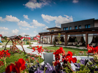 ARMONIA BY ARISTOCRATIS