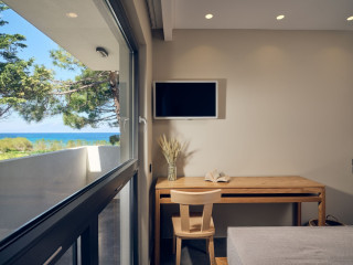OCEANIS LUXURY SUITES