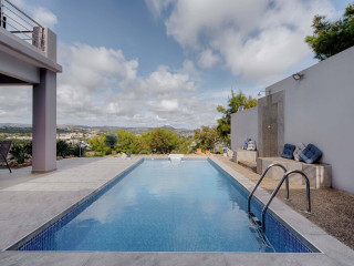ARTICIANO VILLA
