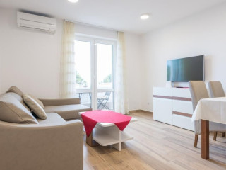 APARTMENT LUCE ROYAL