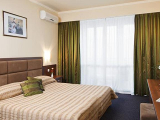 SMARTLINE THE VILLAGE RESORT & WATERPARK