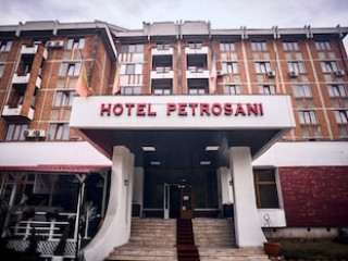 HOTEL PETROSHANI