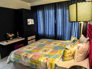 HOTEL MAJESTIC