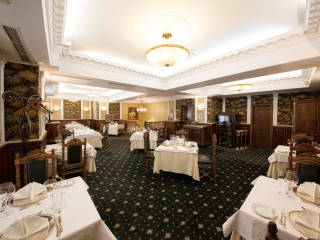 Grand Hotel London