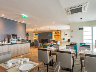 THREE CORNERS LIFESTYLE HOTEL