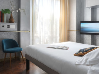 RIVIÈRE PRIVATE ROOMS ALLA SCALA