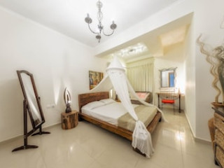 PARYS VILLAS