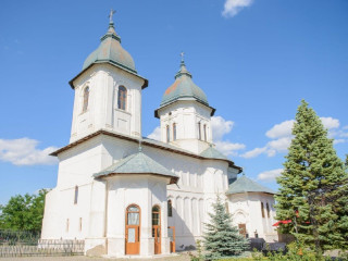 PELERINAJ 2 ZILE 7 MANASTIRI CU HAR DIN MOLDOVA