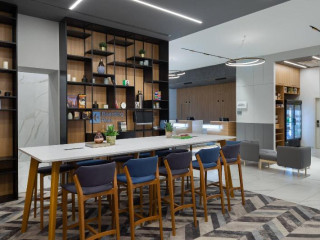 Courtyard Bucharest Floreasca