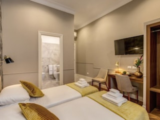 Charme Spagna Boutique Hotel