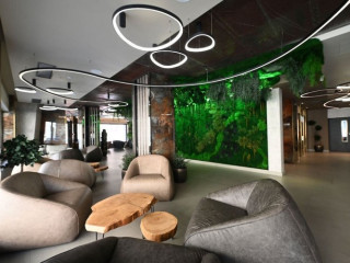 Aniroc Signature Hotel