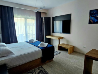 M CITY APARTHOTEL