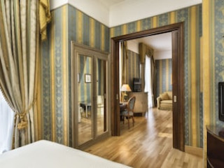 LEONA AND BORNA CENTRAL SUITES