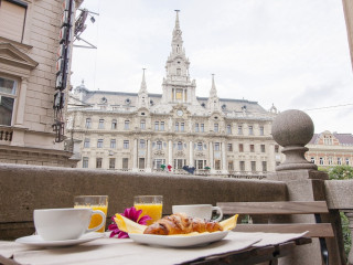 NEW YORK PALACE VIEW APARTMENT