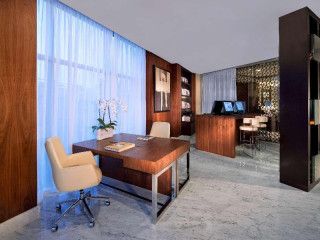 Pullman Dubai Creek City Centre Hotel amp; Residences