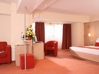 Holiday Inn Bucharest - Times