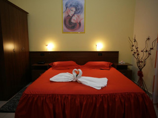 NAIS BEACH DURRES