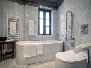 BEY HOUSE ROYAL HOTEL