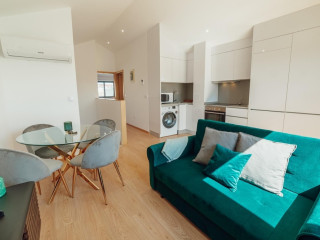 MODERN STYLISH APARTMENT III BY VACATIONY