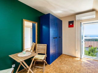 ROOMS NINA