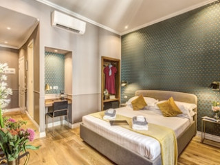 Charme Spagna Boutique Hotel