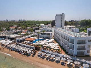 Mimoza Beach Hotel