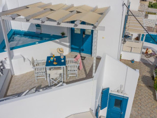 Vivere a Plakes Milos