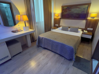 HOTEL BAYLAN BASMANE