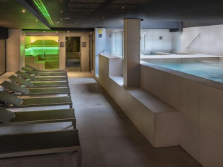 Caprici Beach Hotel amp; Spa