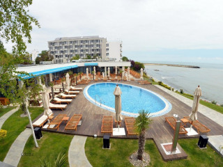 Becali Hotel