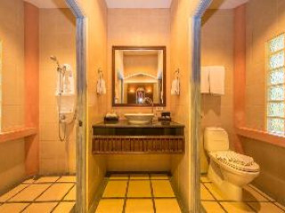 AOCHALONG VILLA RESORT AND SPA