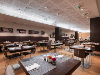 Exe Budapest Center