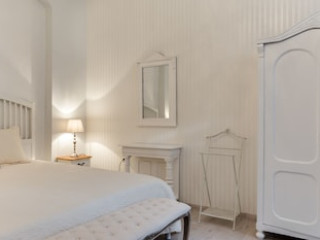 CHESTNUT amp; ELIZA SUITES - SUPERIOR HOMES