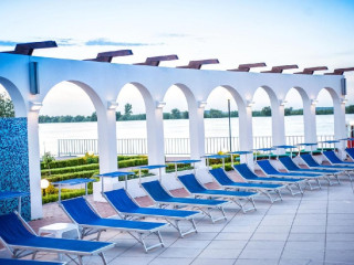 HOTEL MON JARDIN