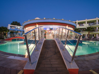 Caretta Beach Holiday Village