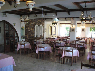 Ladiko Inn