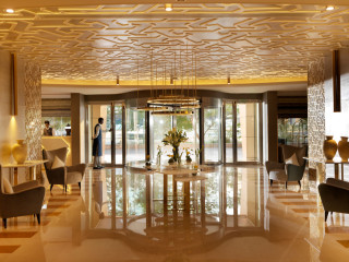 TWO SEASONS HOTEL AND HOTEL APARTMENT