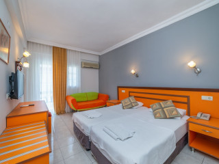MAJESTIC HOTEL