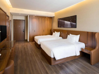 Radisson Blu Hotel, Dubai Canal View