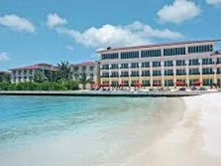 Hulhule Island Hotel - Meemu