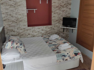 LAVINYA PANSIYON