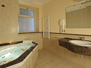 Hotel Montecarlo