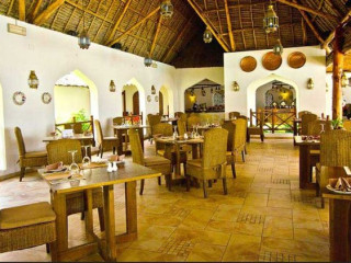 Sultan Sands Island Resort