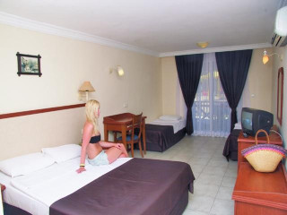 PIGALE BEACH RESORT