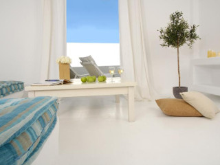 Kapetan Tasos Suites
