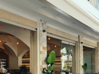 Casa Consta
