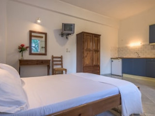 PANSION MARY STUDIOS