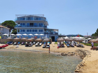 Golden Coast Family Resort